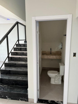 Imagem Sobrado com 3 Quartos à Venda, 10 m² em Coronel Antonino - Campo Grande