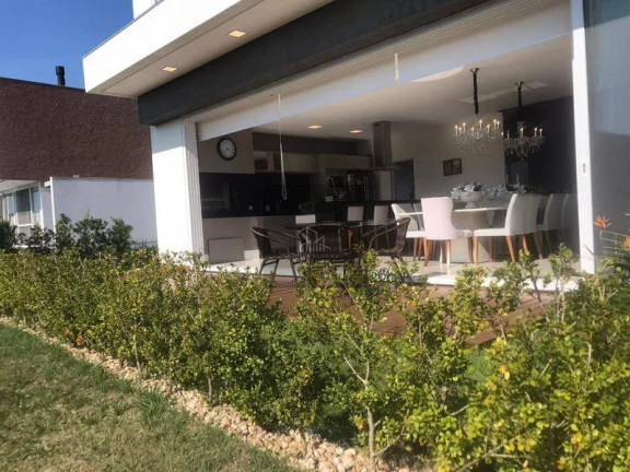 Imagem Apartamento com 4 Quartos à Venda, 250 m² em Parque Antártica - Capão Da Canoa Imagem Apartamento com 4 Quartos à Venda, 250 m² em Parque Antártica - Capão Da Canoa