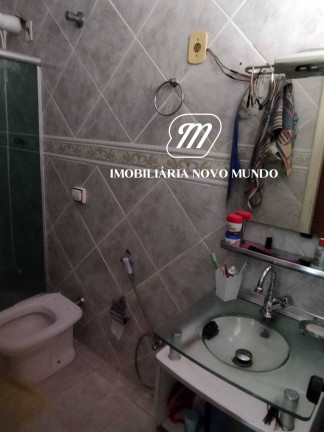 Imagem Casa com 3 Quartos à Venda, 250 m² em Segismundo Pereira - Uberlândia