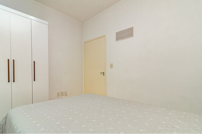 Imagem Apartamento com 1 Quarto à Venda, 46 m² em Petrópolis - Porto Alegre Imagem Apartamento com 1 Quarto à Venda, 46 m² em Petrópolis - Porto Alegre