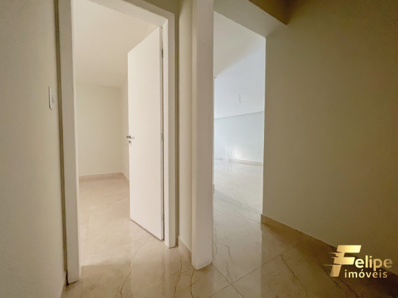 Imagem Imóvel com 3 Quartos à Venda, 130 m² em Centro - Guarapari Imagem Imóvel com 3 Quartos à Venda, 130 m² em Centro - Guarapari