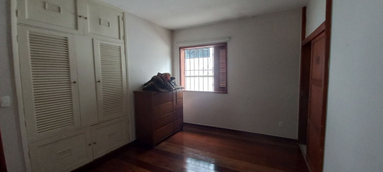 Imagem Casa com 3 Quartos à Venda, 164 m² em Taumaturgo - Teresópolis