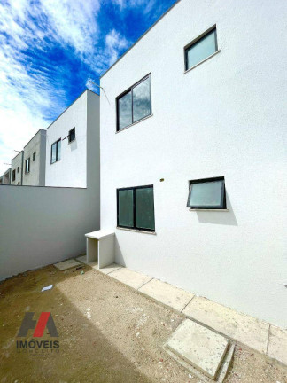 Imagem Casa com 4 Quartos à Venda, 133 m² em Tamatanduba - Eusébio