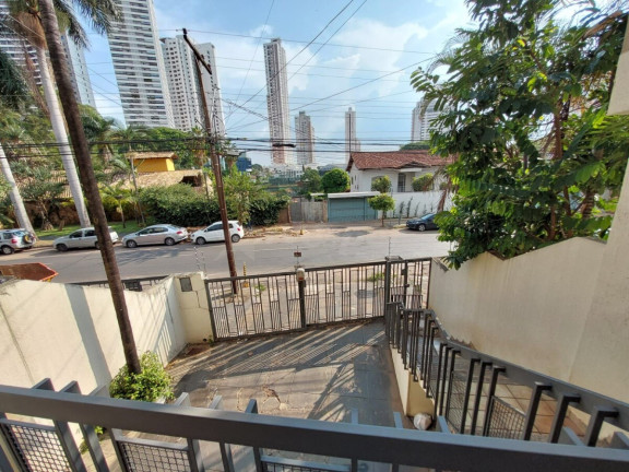 Imagem Sobrado com 4 Quartos à Venda, 348 m² em Setor Bueno - Goiânia