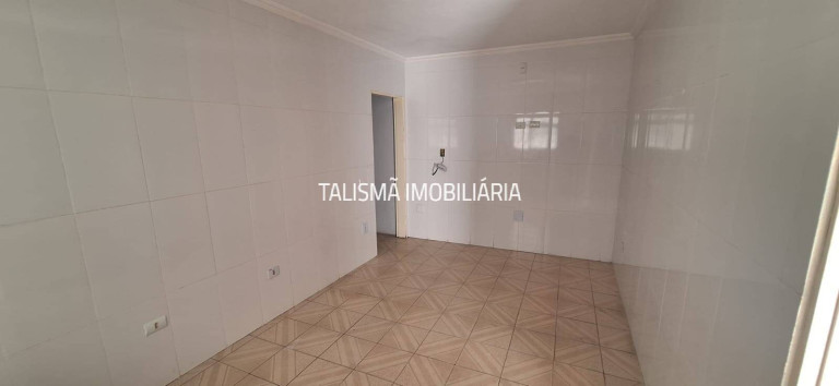 Imagem Casa com 3 Quartos para Alugar, 200 m² em Jardim Maria Virginia - São Paulo Imagem Casa com 3 Quartos para Alugar, 200 m² em Jardim Maria Virginia - São Paulo
