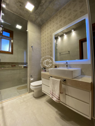 Imagem Casa com 3 Quartos à Venda, 177 m² em Camobi - Santa Maria Imagem Casa com 3 Quartos à Venda, 177 m² em Camobi - Santa Maria