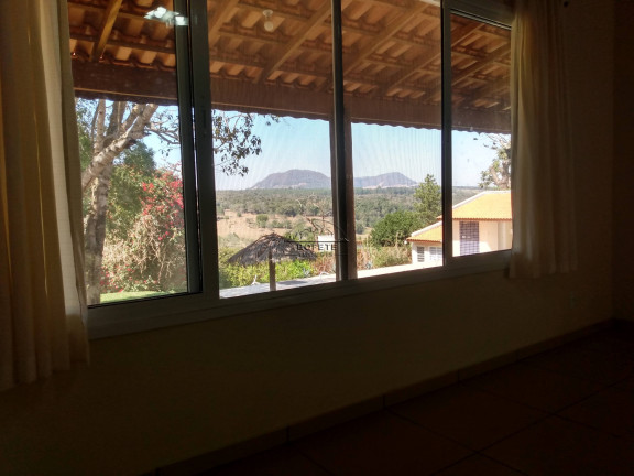 Imagem Imóvel com 3 Quartos à Venda, 2.500 m² em Portal Das Colinas - Bofete
