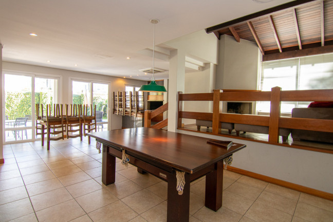 Imagem Casa de Condomínio com 4 Quartos à Venda, 438 m² em Três Figueiras - Porto Alegre Imagem Casa de Condomínio com 4 Quartos à Venda, 438 m² em Três Figueiras - Porto Alegre