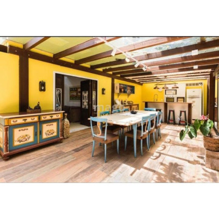 Imagem Casa com 3 Quartos à Venda, 350 m² em Taquaras - Balneário Camboriú