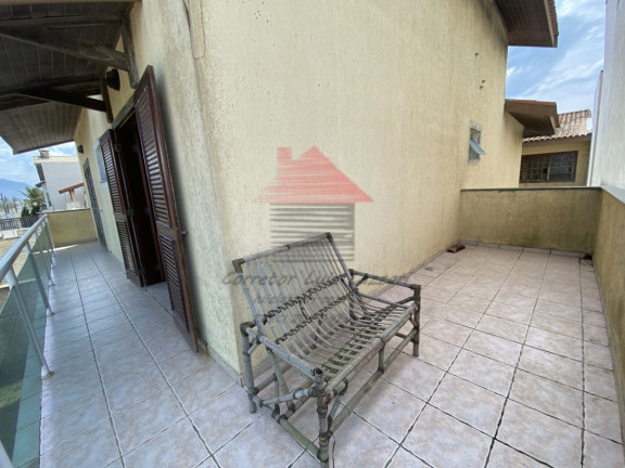 Imagem Casa com 4 Quartos à Venda, 350 m² em Josedy - Peruíbe