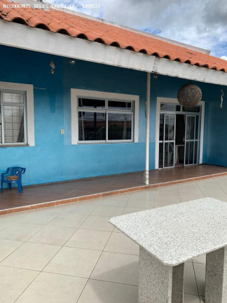 Casa com 3 Quartos à Venda, 312 m² em Nova Metropole - Caucaia