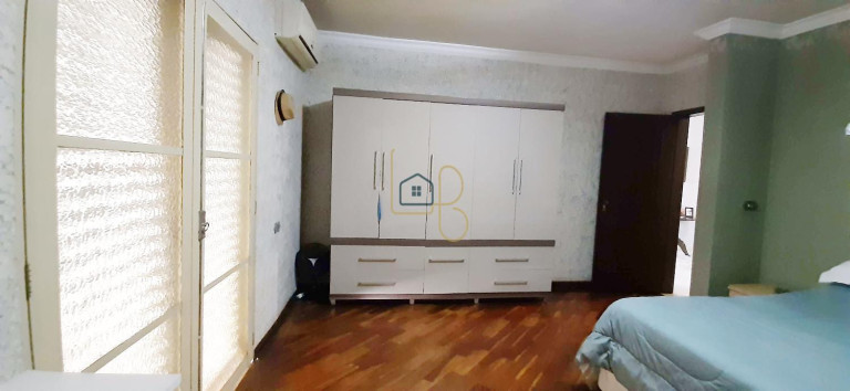 Imagem Casa com 3 Quartos à Venda, 236 m² em Jardim Delta - Londrina