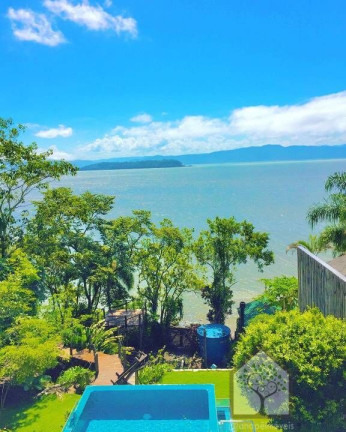 Imagem Casa com 5 Quartos à Venda, 500 m² em Sambaqui - Florianópolis