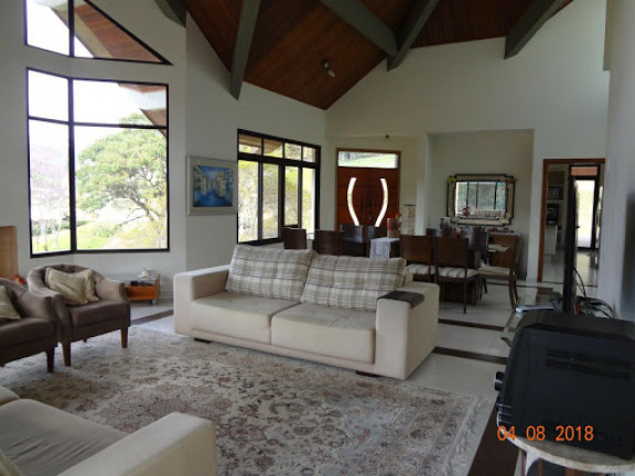 Imagem Sobrado com 3 Quartos à Venda, 500 m² em Jambeiro - Jambeiro Imagem Sobrado com 3 Quartos à Venda, 500 m² em Jambeiro - Jambeiro