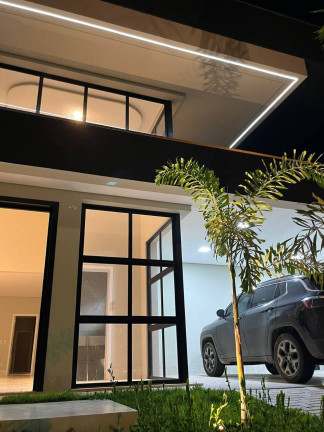 Casa de Condomínio com 3 Quartos à Venda, 436 m² em Ribeirão Do Lipa - Cuiabá