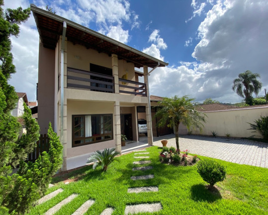 Imagem Casa com 3 Quartos à Venda, 238 m² em Vila Nova - Joinville