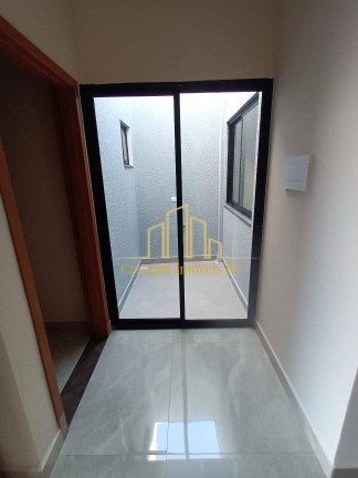 Imagem Casa com 3 Quartos à Venda, em Vila Vicentino - Ponta Grossa Imagem Casa com 3 Quartos à Venda, em Vila Vicentino - Ponta Grossa