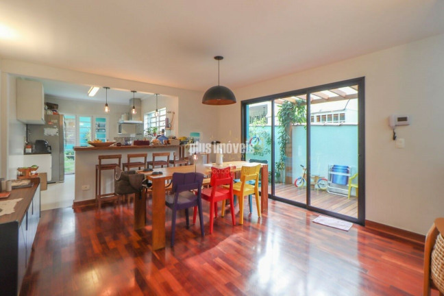 Casa com 3 Quartos para Alugar, 206 m² em Alto Da Boa Vista - São Paulo