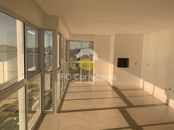 Imagem Apartamento com 3 Quartos à Venda, 140 m² em Centro - Balneário Piçarras