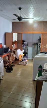 Imagem Casa com 2 Quartos à Venda, 78 m² em Vila Ipiranga - Porto Alegre Imagem Casa com 2 Quartos à Venda, 78 m² em Vila Ipiranga - Porto Alegre
