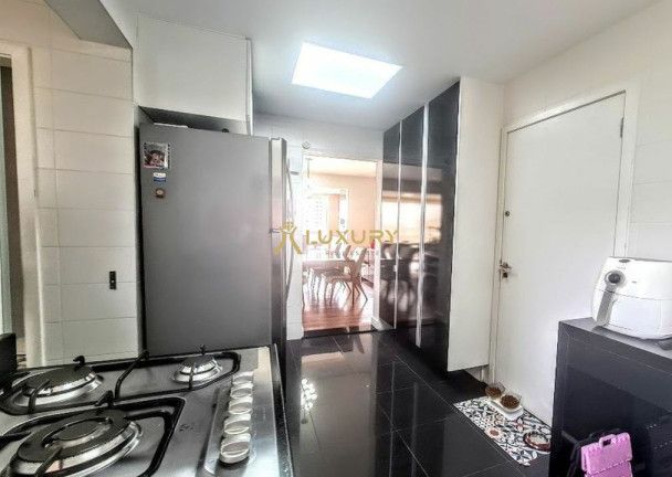 Imagem Imóvel com 3 Quartos à Venda, 137 m² em Vila Da Serra - Nova Lima