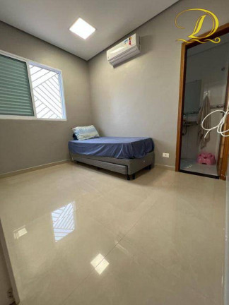 Imagem Sobrado com 4 Quartos à Venda, 220 m² em Canto Do Forte - Praia Grande