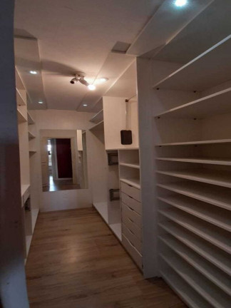Imagem Casa com 3 Quartos à Venda, 300 m² em Chácara Das Pedras - Porto Alegre