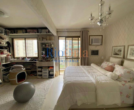 Imagem Apartamento com 3 Quartos à Venda, 130 m² em Barra Da Tijuca - Rio De Janeiro