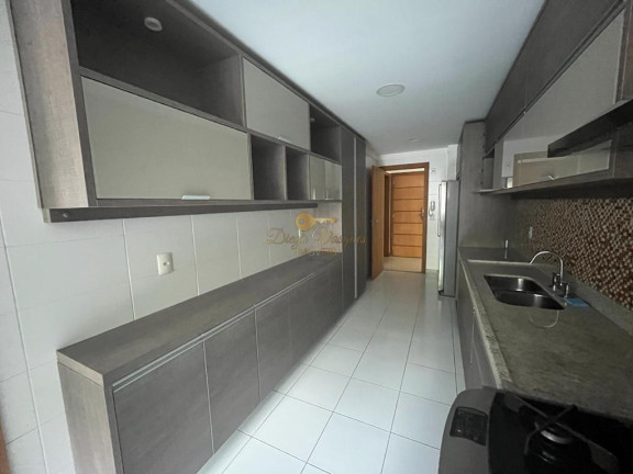 Imagem Apartamento com 3 Quartos à Venda, 181 m² em Várzea - Teresópolis