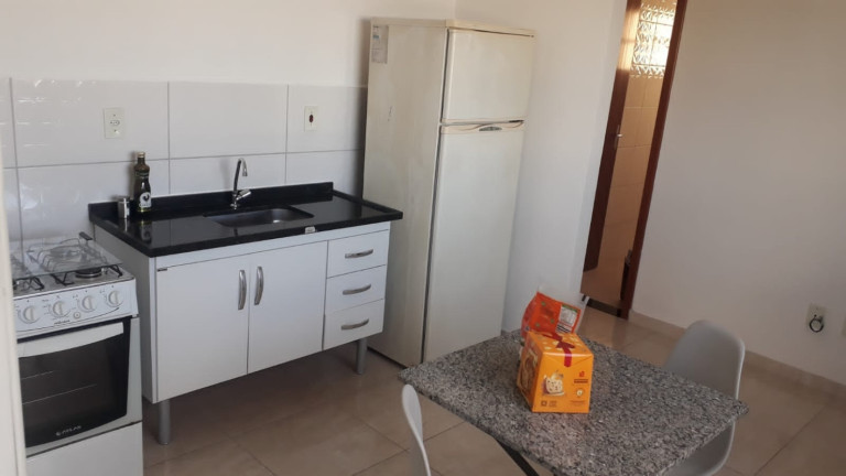 Imagem Kitnet com 1 Quarto para Alugar, 31 m² em Centro - Pindamonhangaba
