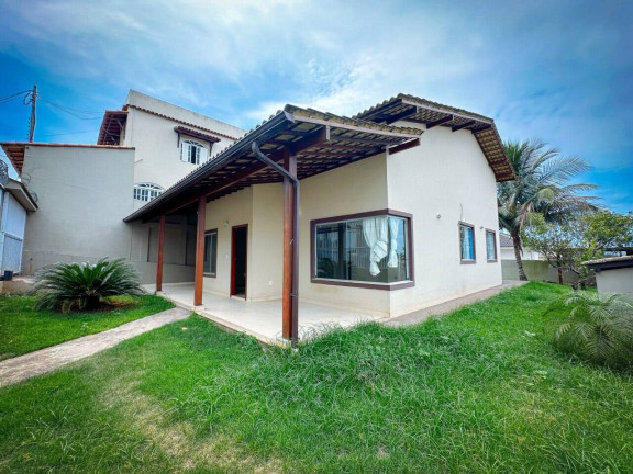 Casa com 3 Quartos à Venda, 410 m² em Sol Nascente - Guarapari