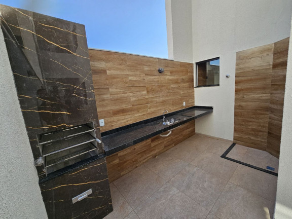 Casa com 2 Quartos à Venda, 133 m² em Xangri-lá - Contagem