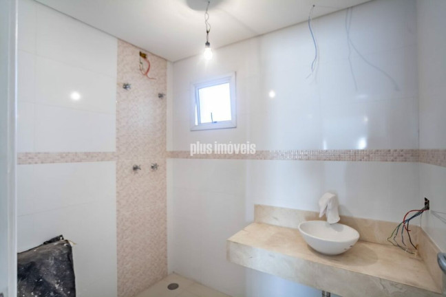 Imagem Casa com 4 Quartos à Venda, 236 m² em Jardim Prudência - São Paulo