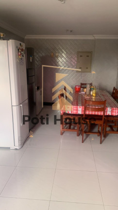 Imagem Imóvel com 3 Quartos à Venda, 307 m² em Candelária - Natal Imagem Imóvel com 3 Quartos à Venda, 307 m² em Candelária - Natal
