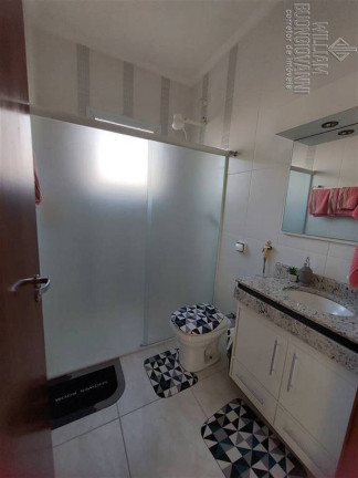 Imagem Sobrado com 4 Quartos à Venda, 231 m² em Florida - Praia Grande Imagem Sobrado com 4 Quartos à Venda, 231 m² em Florida - Praia Grande