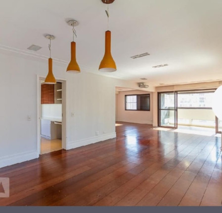 Imóvel com 3 Quartos à Venda, 230 m² em Moema - São Paulo