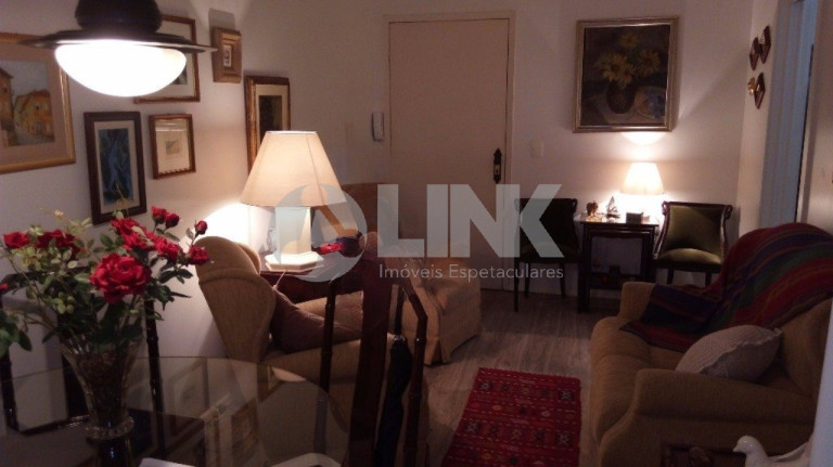 Imagem Apartamento com 2 Quartos à Venda, 63 m² em Santana - Porto Alegre Imagem Apartamento com 2 Quartos à Venda, 63 m² em Santana - Porto Alegre