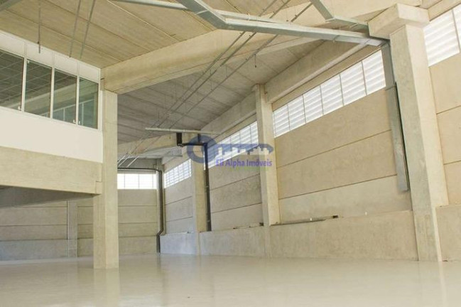 Imóvel Comercial à Venda, 2.026 m² em Tamboré - Santana De Parnaíba