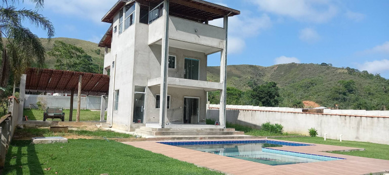 Imagem Chácara com 3 Quartos à Venda, 360 m² em Vila São Geraldo - São José Dos Campos