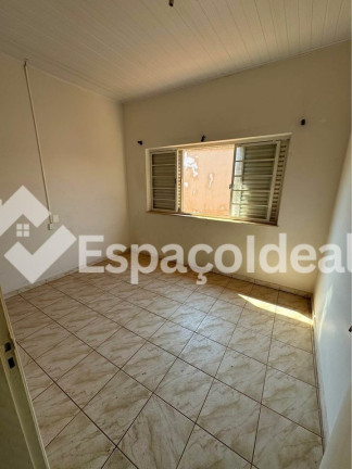 Imagem Casa com 3 Quartos à Venda, 161 m² em Centro - Lençóis Paulista