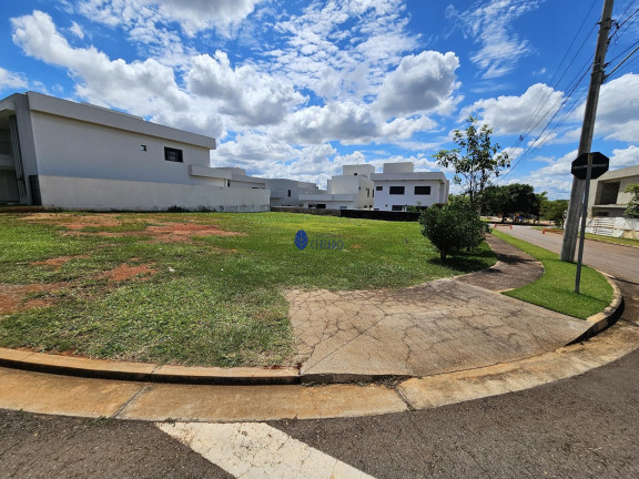 Terreno à Venda, 382 m² em Condomínio Terras Alpha Anápolis - Anápolis