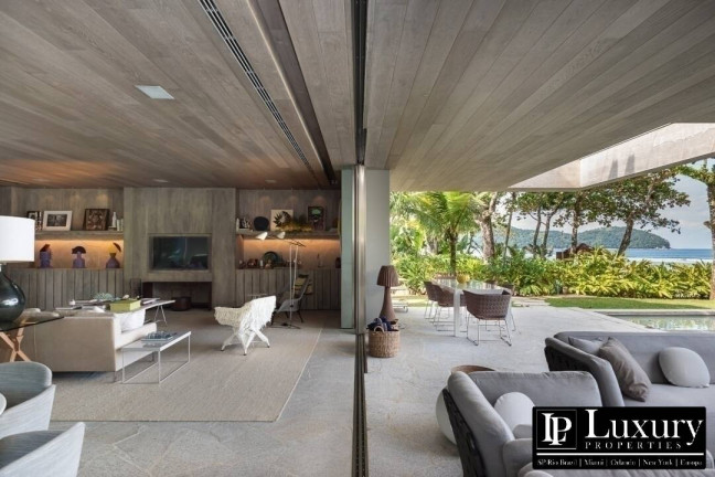 Imagem Casa com 6 Quartos à Venda, 675 m² em Baleia - São Sebastião