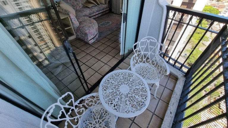 Imagem Apartamento com 2 Quartos à Venda, 90 m² em Pitangueiras - Guarujá