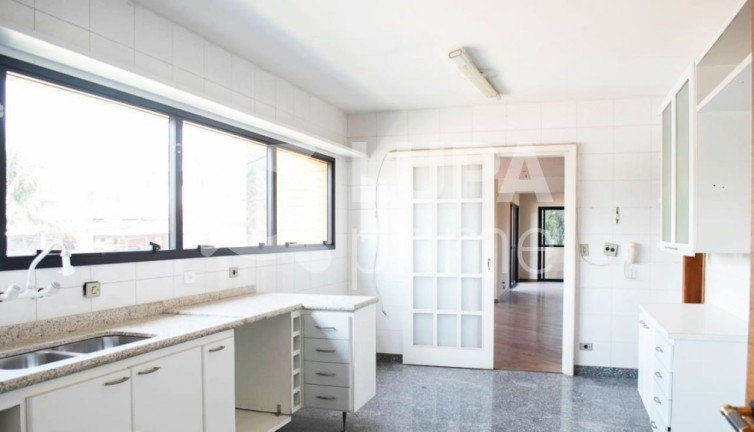 Imagem Apartamento com 4 Quartos à Venda, 190 m² em água Fria - São Paulo
