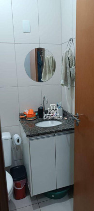 Imagem Casa com 3 Quartos à Venda, 130 m² em Conjunto Habitacional Alexandre Urbanas - Londrina Imagem Casa com 3 Quartos à Venda, 130 m² em Conjunto Habitacional Alexandre Urbanas - Londrina