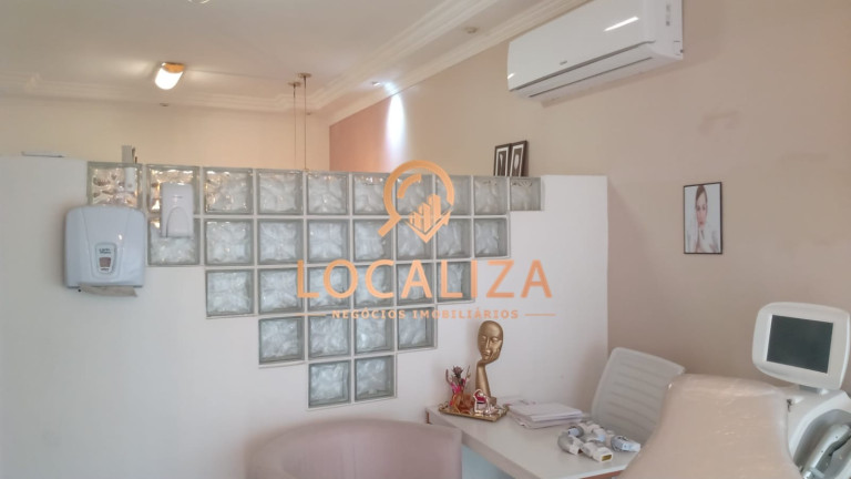 Sala Comercial à Venda, 33 m² em Floradas De São José - São José Dos Campos