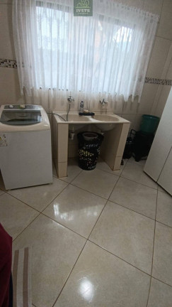 Imagem Casa com 3 Quartos à Venda, 450 m²