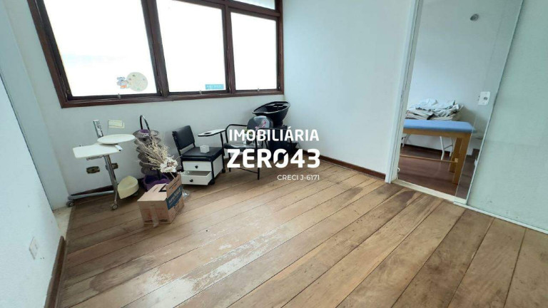 Imagem Casa com 4 Quartos à Venda, 302 m² em Jardim Nova Londrina - Londrina Imagem Casa com 4 Quartos à Venda, 302 m² em Jardim Nova Londrina - Londrina