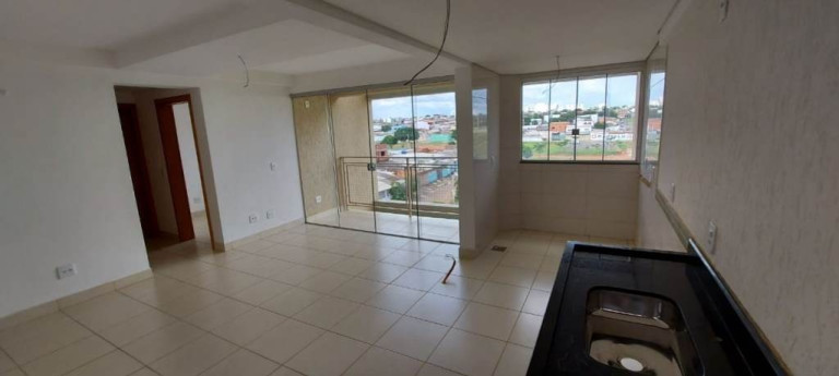 Imagem Imóvel com 2 Quartos à Venda, 66 m² em Samambaia Sul (samambaia) - Brasília Imagem Imóvel com 2 Quartos à Venda, 66 m² em Samambaia Sul (samambaia) - Brasília