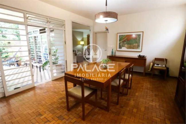 Imagem Imóvel com 4 Quartos à Venda, 300 m² em Jardim Europa - Piracicaba Imagem Imóvel com 4 Quartos à Venda, 300 m² em Jardim Europa - Piracicaba